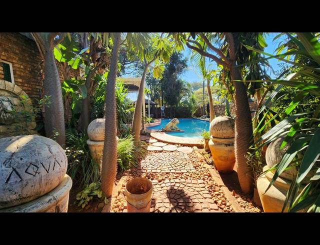 3 BEDROOM HOUSE FOR SALE IN THE ORCHARDS